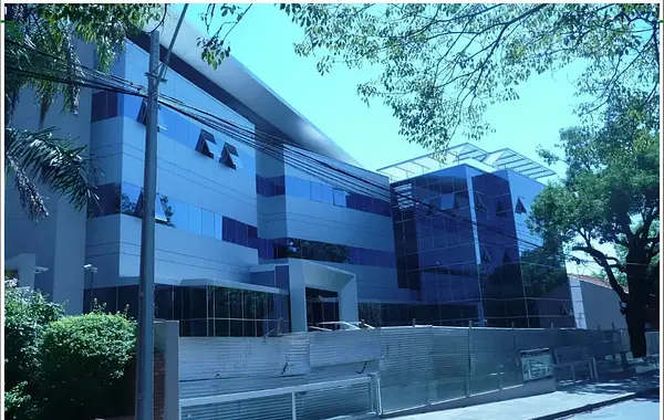 Edificio La Rural de Seguros